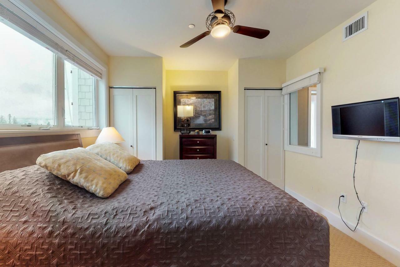 Seasons 331 - Penthouse Apartment Sandpoint Luaran gambar