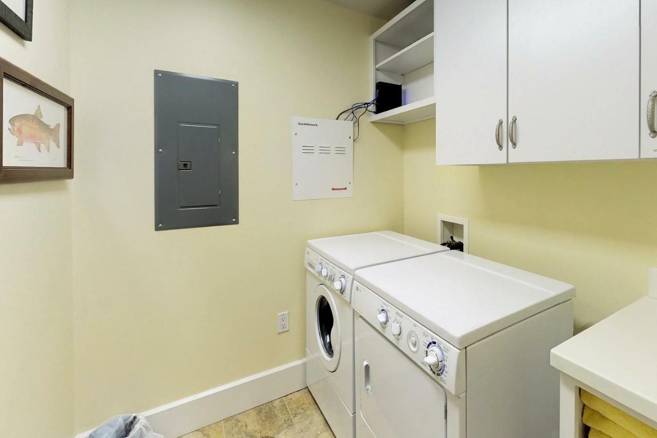 Seasons 331 - Penthouse Apartment Sandpoint Luaran gambar
