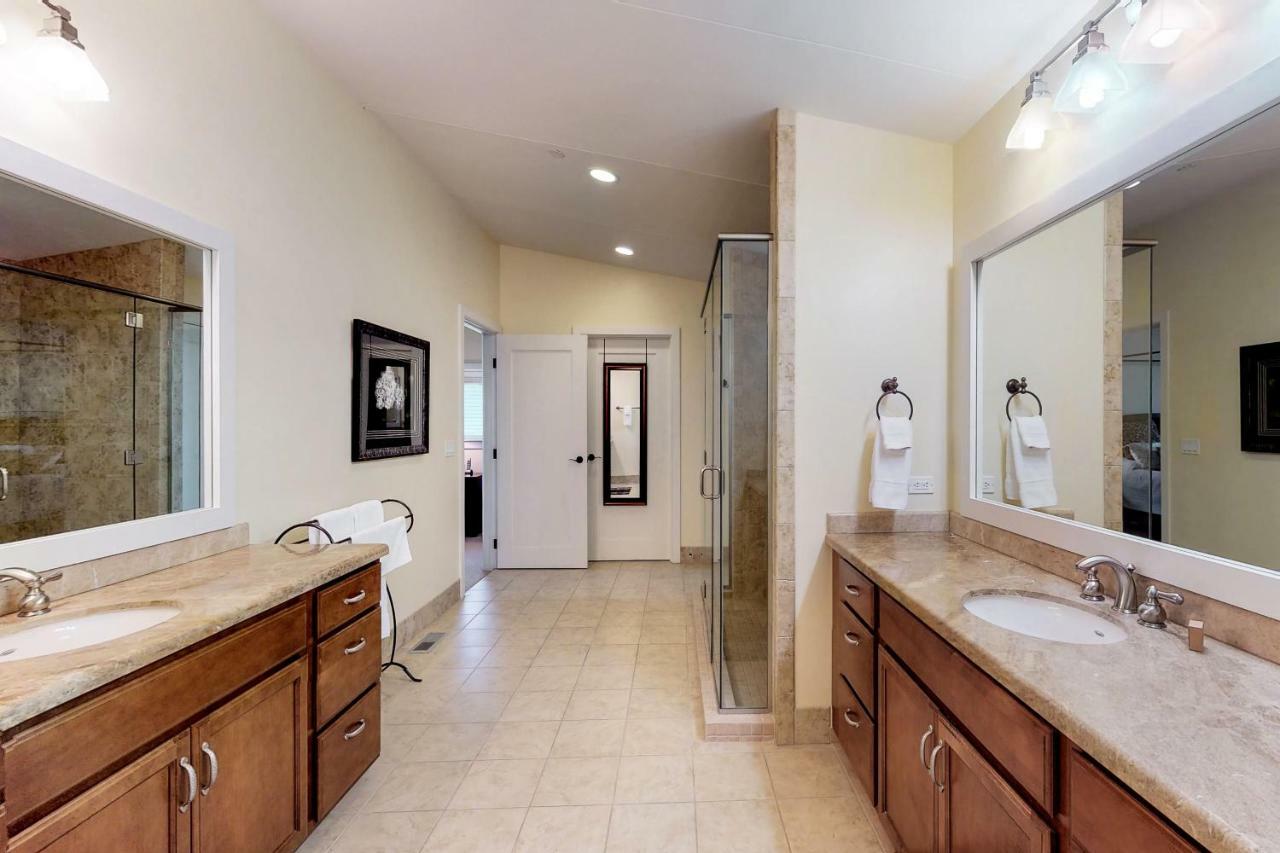 Seasons 331 - Penthouse Apartment Sandpoint Luaran gambar